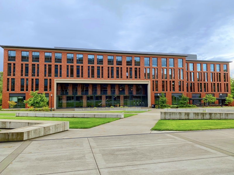 北伦敦大学学院